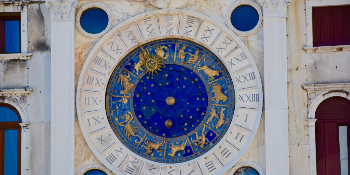 Horoskop: Spiegel der Zeit